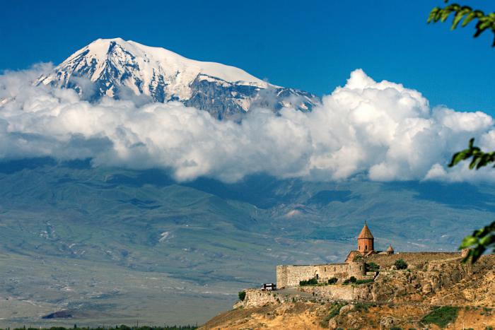 Lույս է տեսել Հայաստանի մասին պատմող թուրքերեն 1-ին ճամփորդական ուղեցույցը